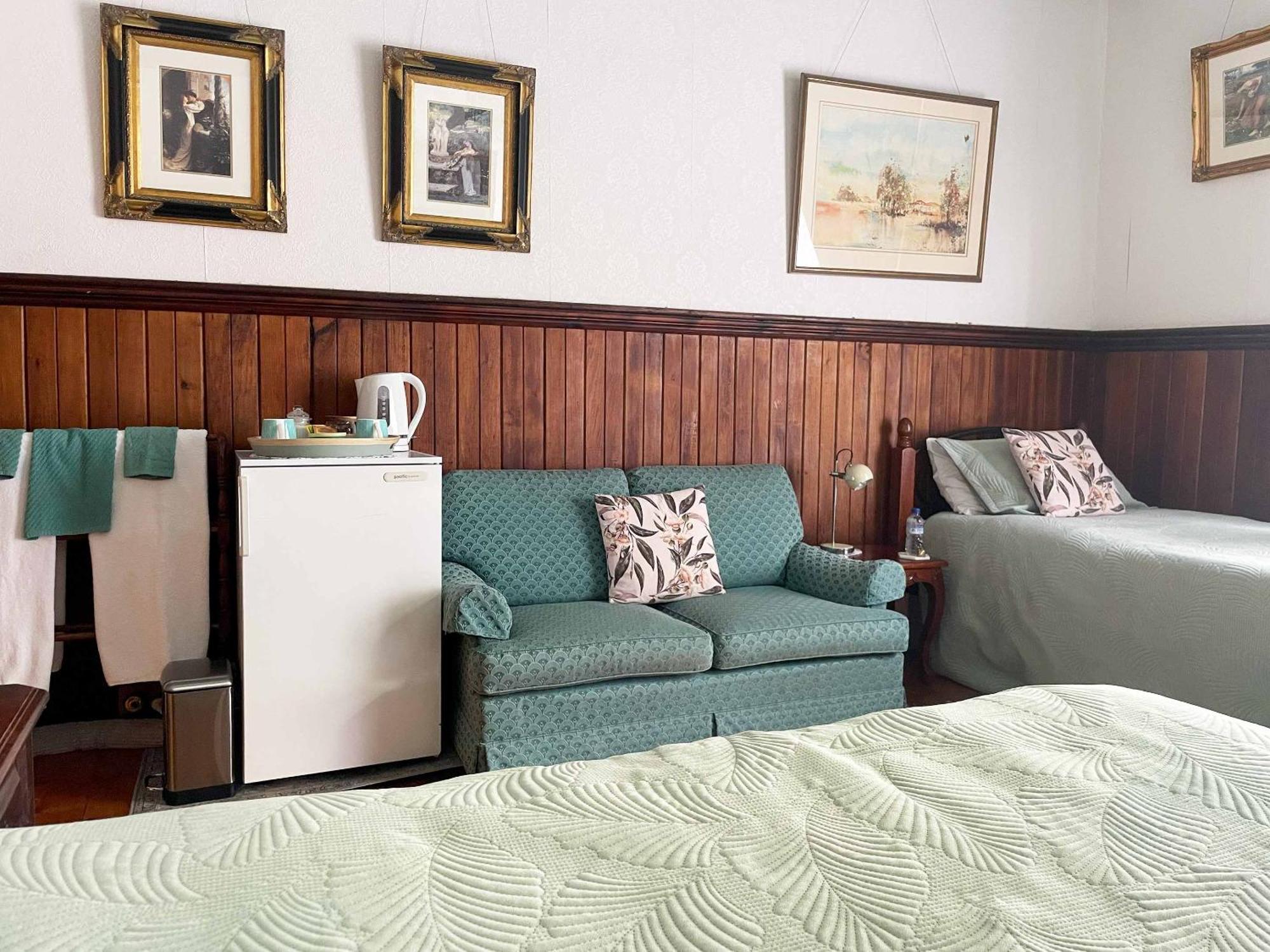 Stony Rise Cottage B&B Devonport Buitenkant foto